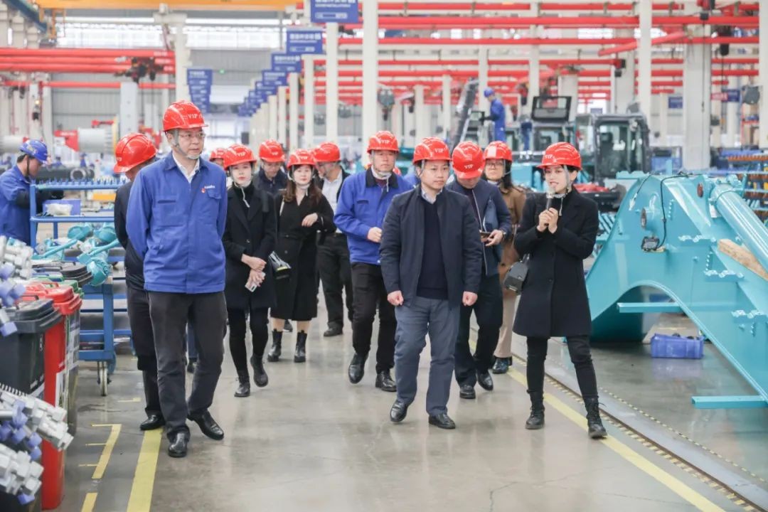 中国人民银行调研组调研米兰体育·米兰(中国)智能