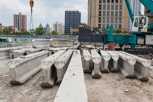 米兰体育·米兰(中国)智能ZYW240围护桩压桩机惊艳问世