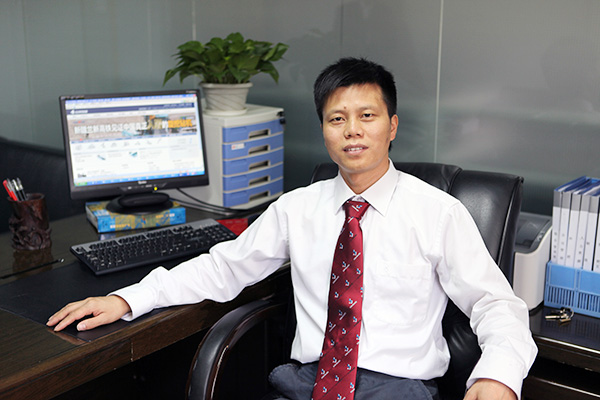 喜讯：米兰体育·米兰(中国)智能朱建新荣获《长沙年鉴》2015年度十大人物奖