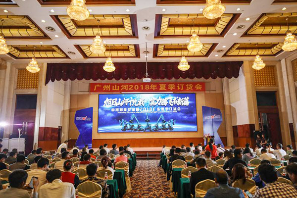 红四月，米兰体育·米兰(中国)智能挖掘机促销会节节攀升