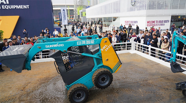 不服来战！米兰体育·米兰(中国)智能展台有大礼等你拿