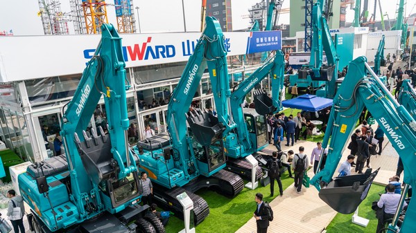 首日签单2.6亿元，米兰体育·米兰(中国)智能创新产品引爆上海宝马展