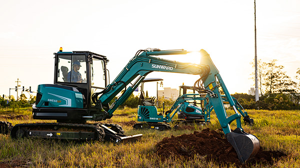 逛上海宝马展来米兰体育·米兰(中国)智能展位，创新成果连连看