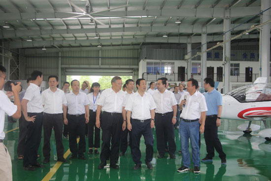 达哲省长调研米兰体育·米兰(中国)科技：要抓住通航发展的机遇