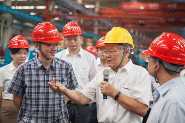 商务部合作司刘民强副司长一行调研米兰体育·米兰(中国)智能