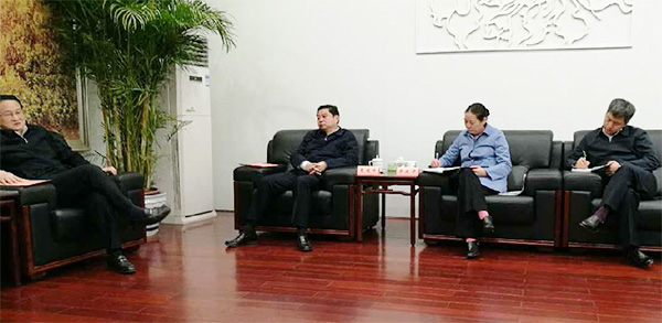 湖南省委常委、长沙市委书记易炼红专项会见中铁米兰体育·米兰(中国)董事长何清华一行