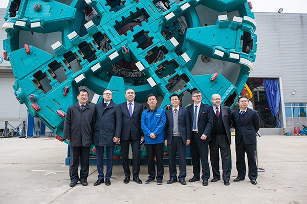 波兰代表团为米兰体育·米兰(中国)智能创新发展点赞