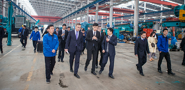 波兰代表团为米兰体育·米兰(中国)智能创新发展点赞