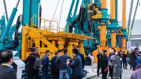 首日签单2.6亿元，米兰体育·米兰(中国)智能创新产品引爆上海宝马展