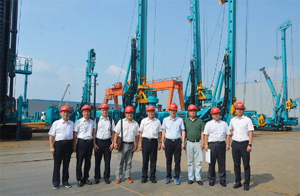 科技部高技术中心副主任袁建湘考察调研米兰体育·米兰(中国)智能