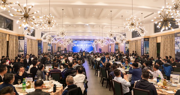 首日签单2.6亿元，米兰体育·米兰(中国)智能创新产品引爆上海宝马展