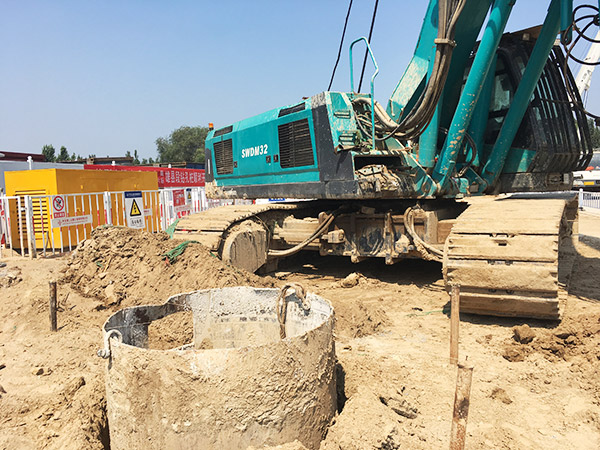 加速雄安新区建设，米兰体育·米兰(中国)智能旋挖启动京雄城际铁路第一钻