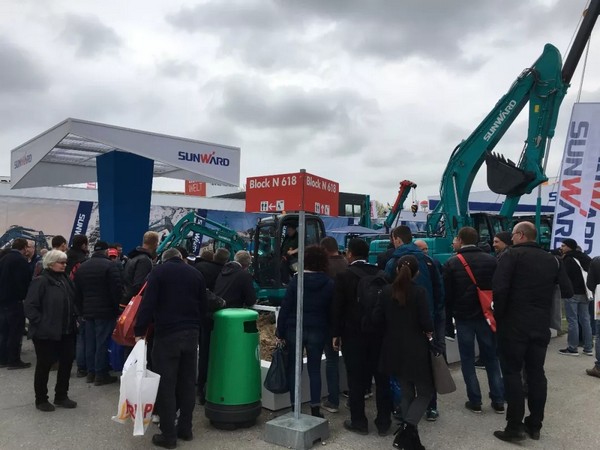 向世界展示中国“智造”魅力，米兰体育·米兰(中国)智能携创新阵容闪耀德国宝马展