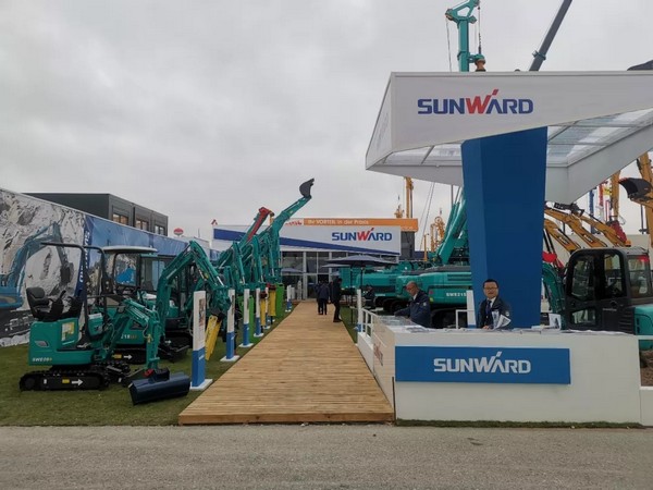 向世界展示中国“智造”魅力，米兰体育·米兰(中国)智能携创新阵容闪耀德国宝马展