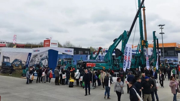 向世界展示中国“智造”魅力，米兰体育·米兰(中国)智能携创新阵容闪耀德国宝马展