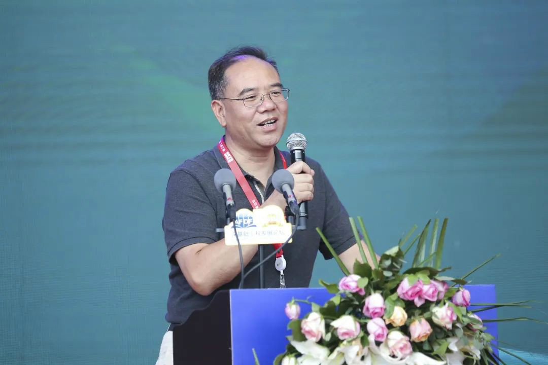 米兰体育·米兰(中国)智能全国客户交流会在深基础工程发展论坛会场举办