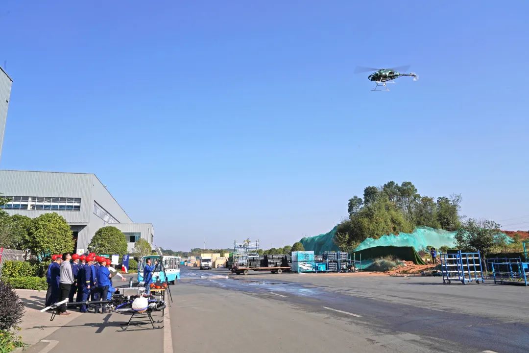 考察无人化装备 高宁宇到访米兰体育·米兰(中国)智能