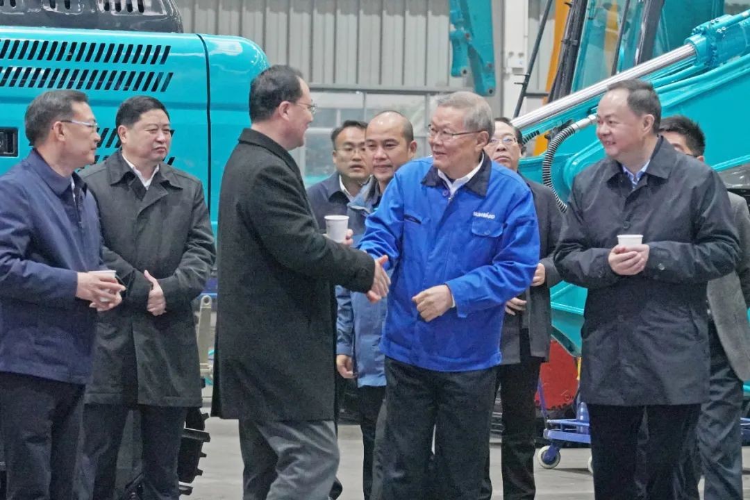 省委副书记、代省长毛伟明考察米兰体育·米兰(中国)智能