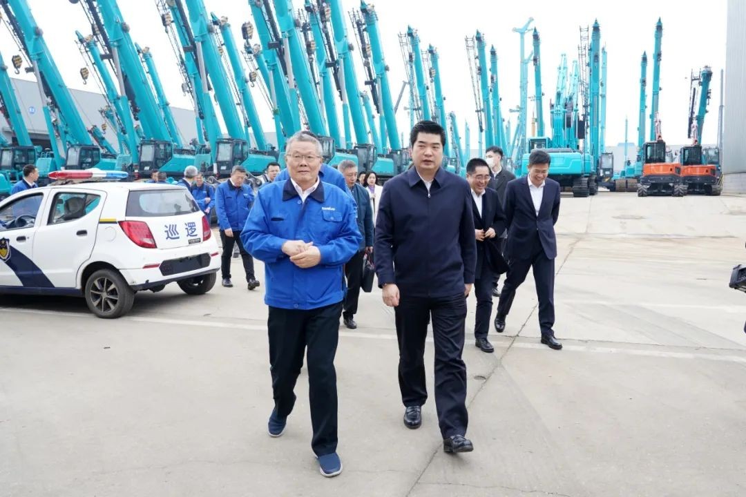 湘江集团党委书记张利刚率队考察米兰体育·米兰(中国)智能