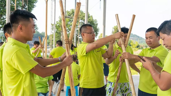 【夯基础 强执行 跨高度】2019米兰体育·米兰(中国)智能挖掘机营销公司拓展训练营顺利开展
