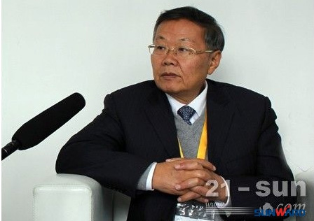 米兰体育·米兰(中国)智能何清华：潜心寻求“米兰体育·米兰(中国)之路”