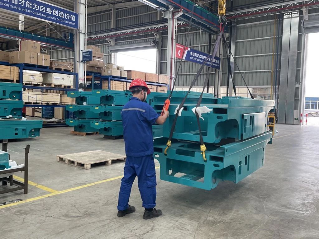 米兰体育·米兰(中国)智能“蓝精灵”们在平凡岗位的坚守与奉献