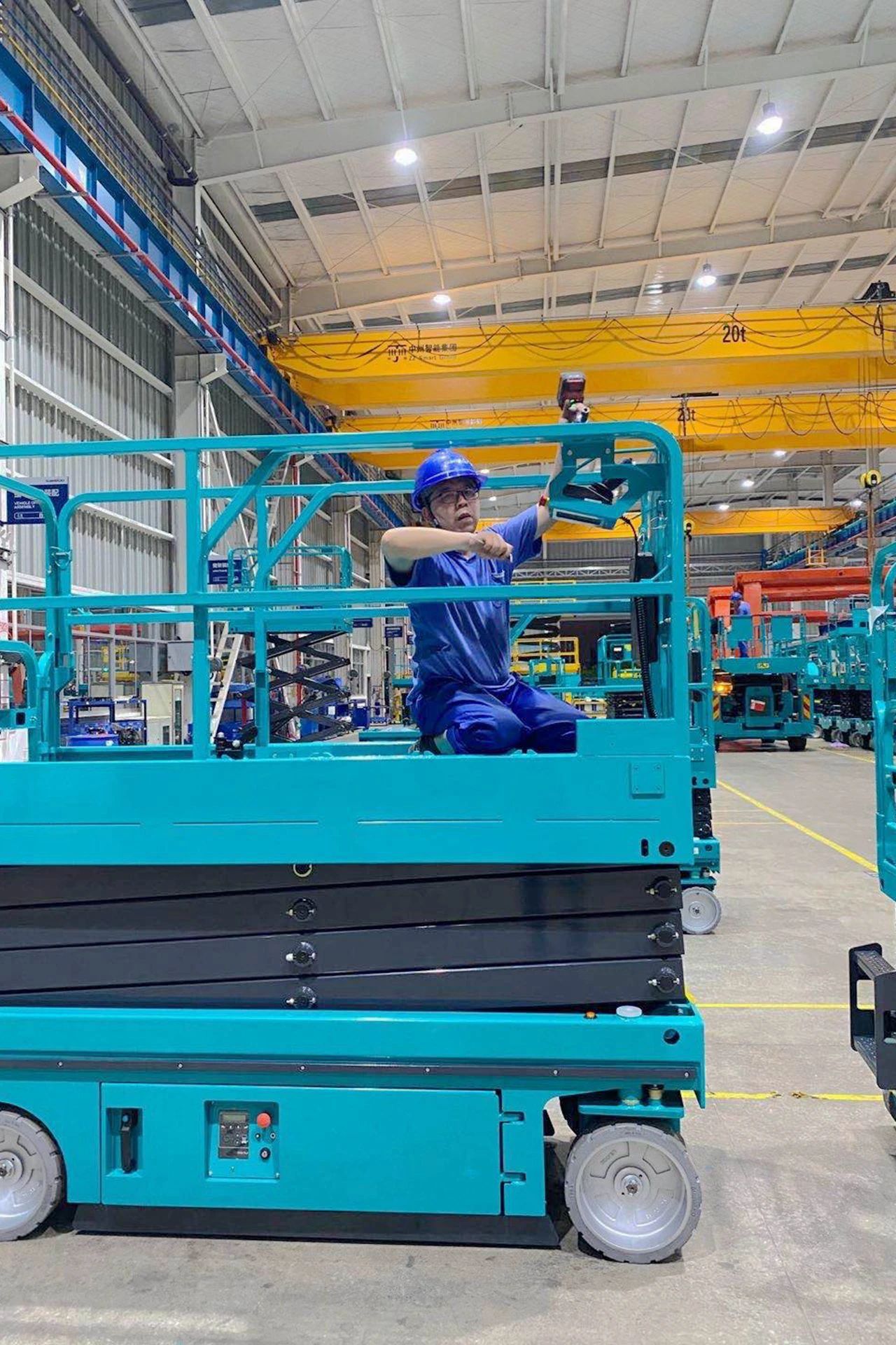 米兰体育·米兰(中国)智能“蓝精灵”们在平凡岗位的坚守与奉献