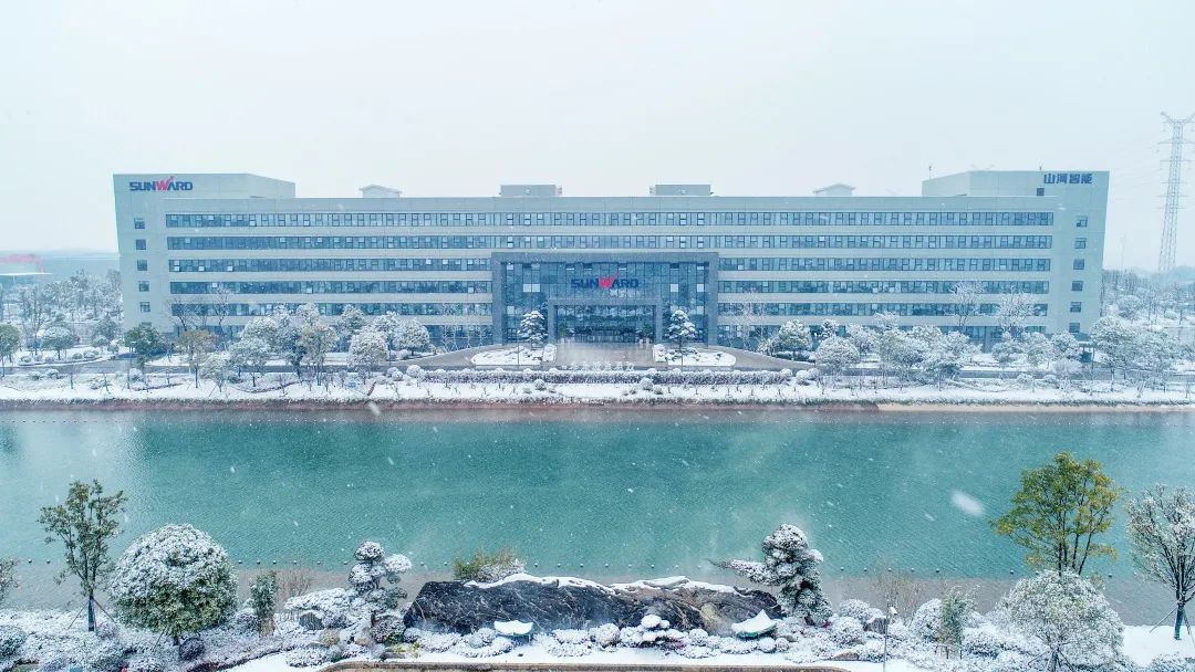 瑞雪兆丰年，邀您共赏雪中米兰体育·米兰(中国)！