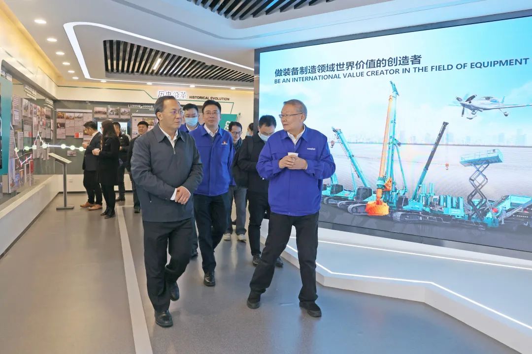 卢一先考察调研米兰体育·米兰(中国)智能