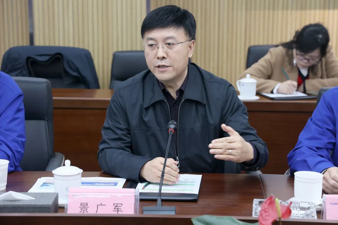 卢一先考察调研米兰体育·米兰(中国)智能