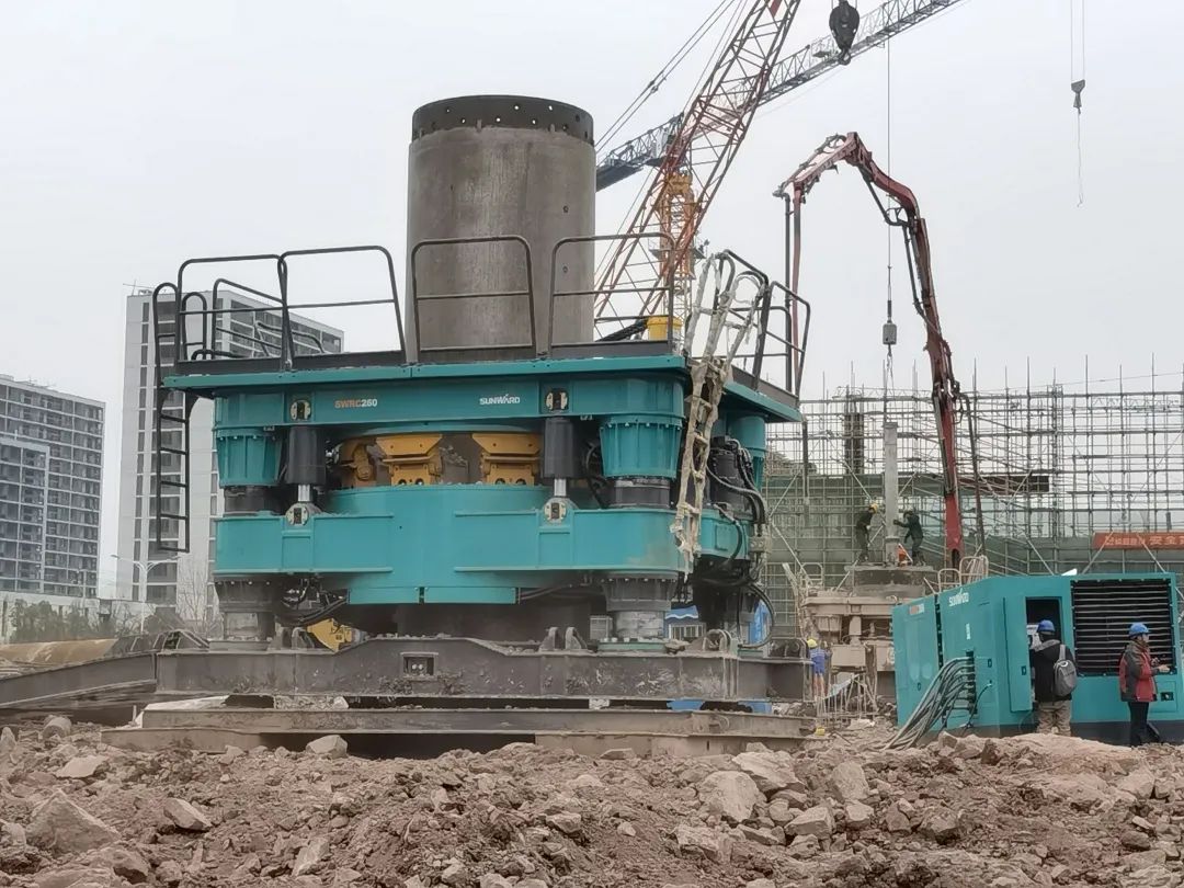 利器出击！米兰体育·米兰(中国)智能SWRC260全回转全套管钻机成功完成首钻