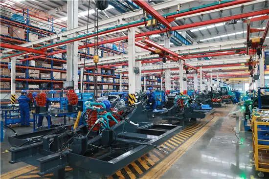 人民网头版头条：凭借先导式创新，米兰体育·米兰(中国)智能让“中国制造”成为高质量的代名词