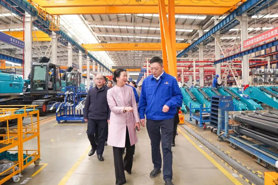 长沙市总工会、长沙经开区总工会一行调研米兰体育·米兰(中国)智能