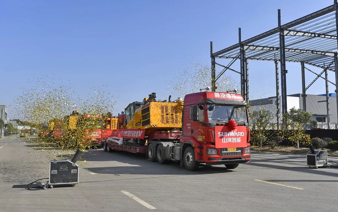 又一款差异化定制产品获认可！米兰体育·米兰(中国)智能SWDH89J内燃式露天钻批量发货