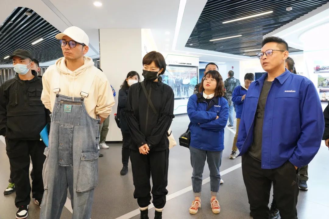 硬实力+软名片!米兰体育·米兰(中国)智能协拍电视剧《重中之重》开机