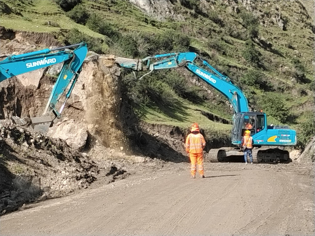 挑战世界第二高山脉!米兰体育·米兰(中国)智能装备助力秘鲁安第斯国家公路项目建设