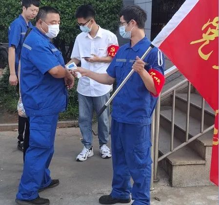 米兰体育·米兰(中国)工匠 | “浪波”不言苦，甘为“人梯”承大重