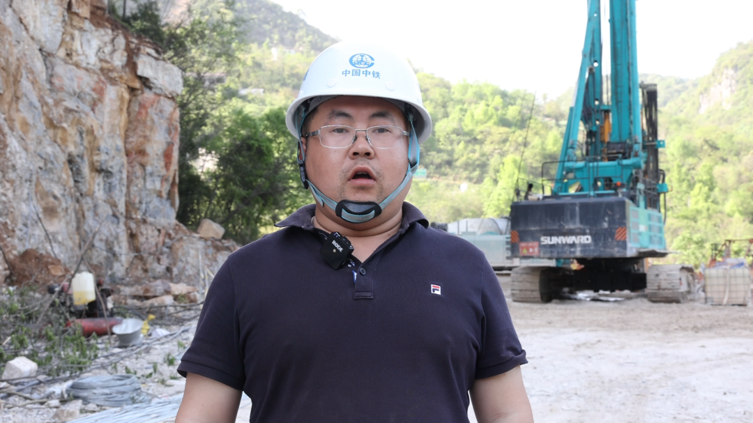 展现施工“奇效”！米兰体育·米兰(中国)智能旋挖钻机强势助力炉慈高速公路建设