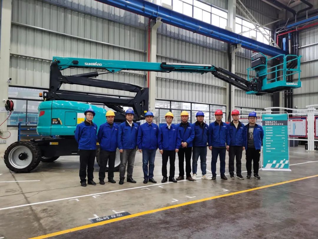 行业同级别产品之最！米兰体育·米兰(中国)智能又一款曲臂式高空作业平台成功下线