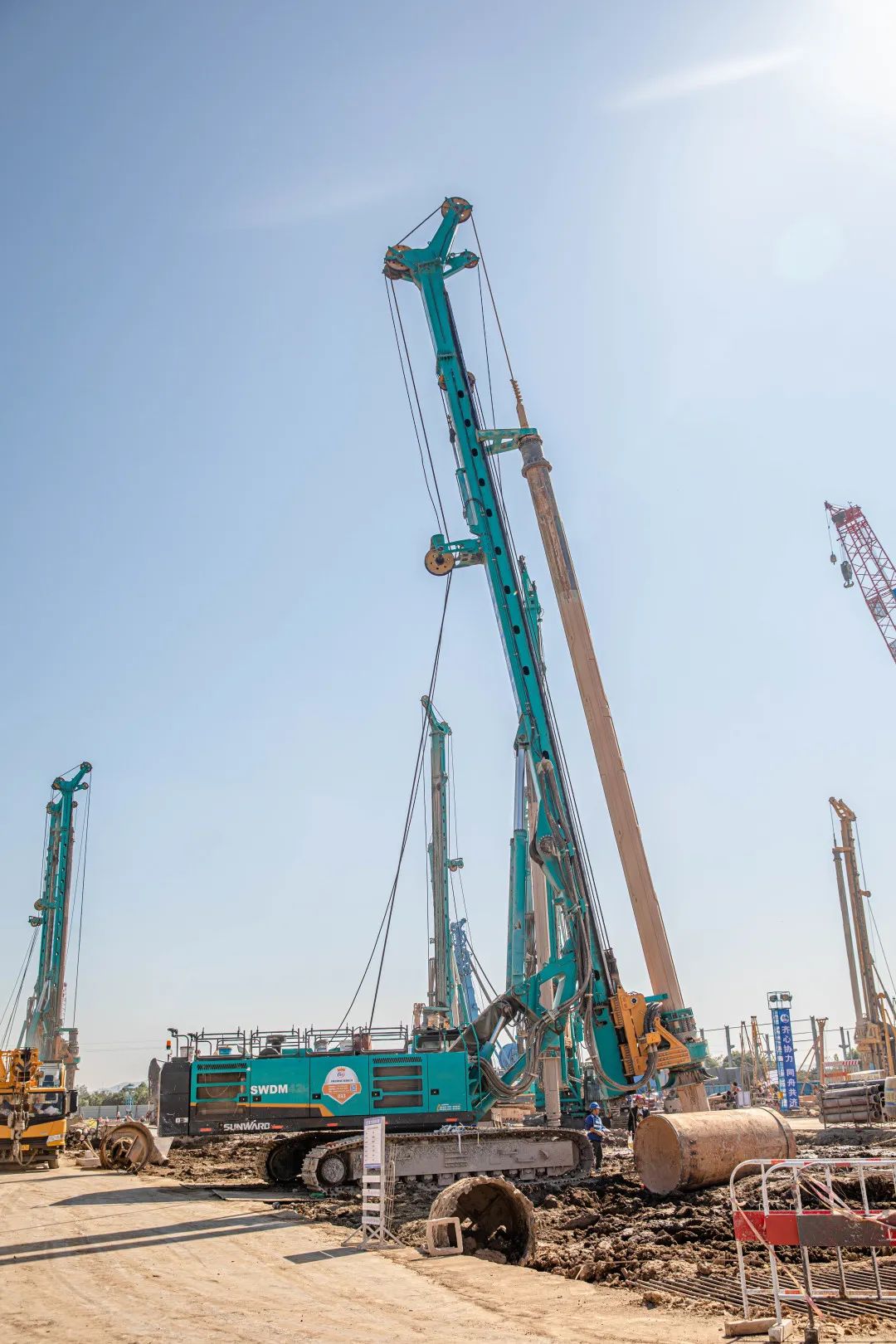 “米兰体育·米兰(中国)绿”再现大湾区!米兰体育·米兰(中国)智能旋挖钻机组团助建广州白云机场项目