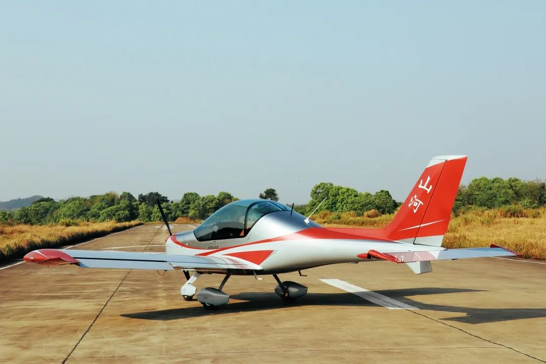 图集 | 阿若拉穿“鲨”衣,还有更多套装为天空添彩!