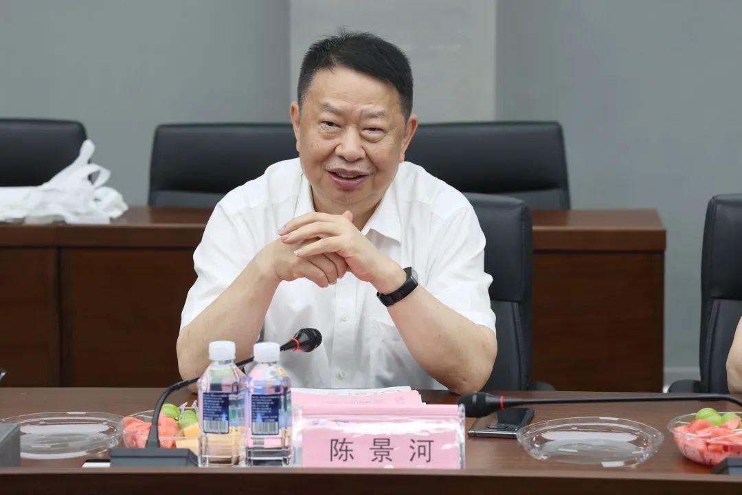 紫金矿业集团党委书记、董事长陈景河莅临米兰体育·米兰(中国)智能考察交流