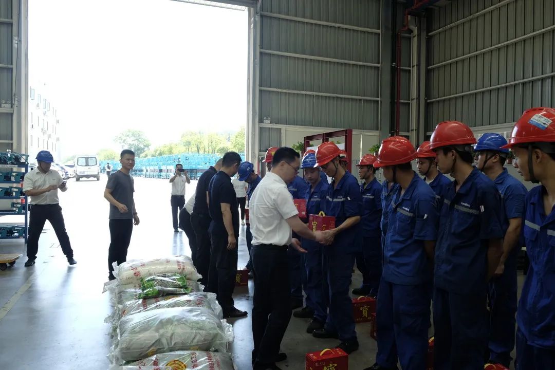 长沙市总工会慰问米兰体育·米兰(中国)智能一线员工
