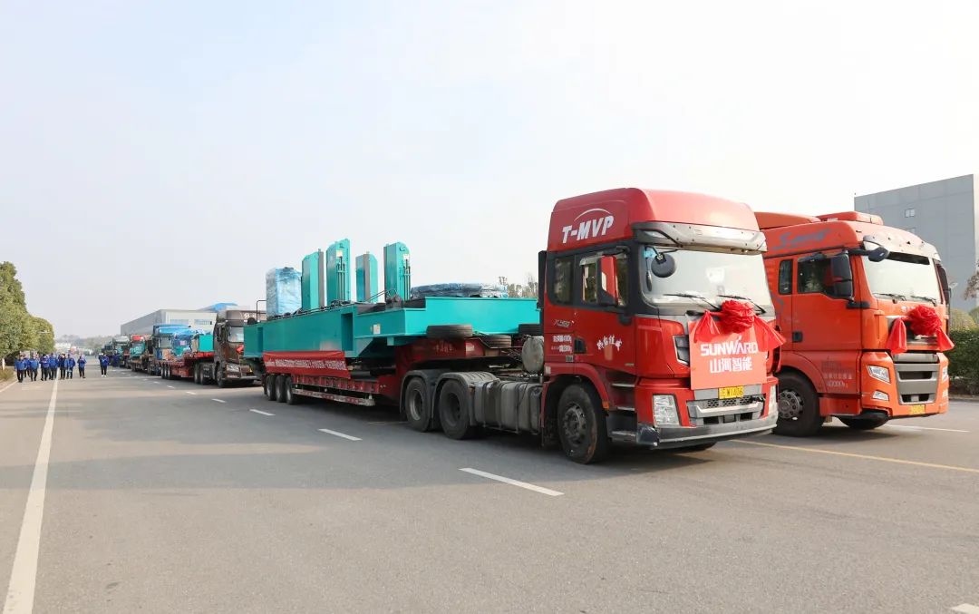 喜迎龙抬头！米兰体育·米兰(中国)智能大吨位PDP工法引孔式静力压桩机出征哥伦比亚