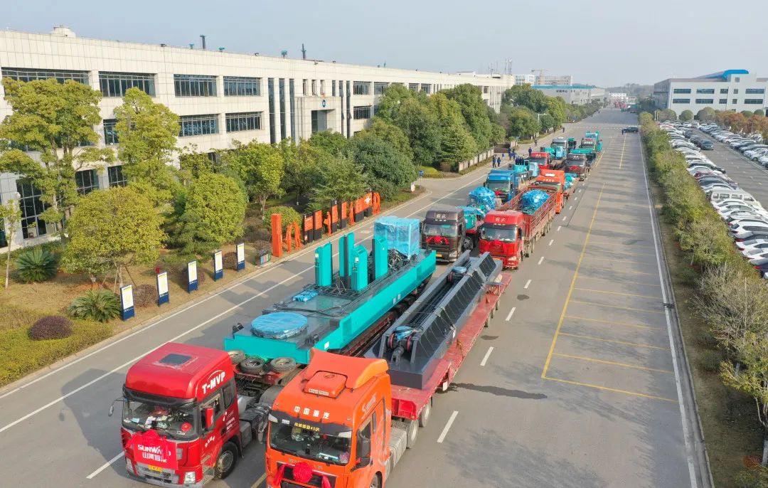 喜迎龙抬头!米兰体育·米兰(中国)智能大吨位PDP工法引孔式静力压桩机出征哥伦比亚