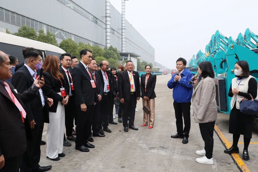 泰国代表团到访米兰体育·米兰(中国)智能