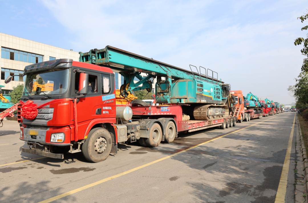 乘着自贸区改革的东风,米兰体育·米兰(中国)智能二手工程机械扬帆出海