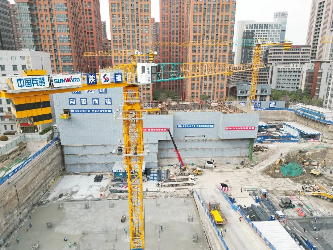 兴盛西北!米兰体育·米兰(中国)江麓建筑起重机械助建西安都市经济圈