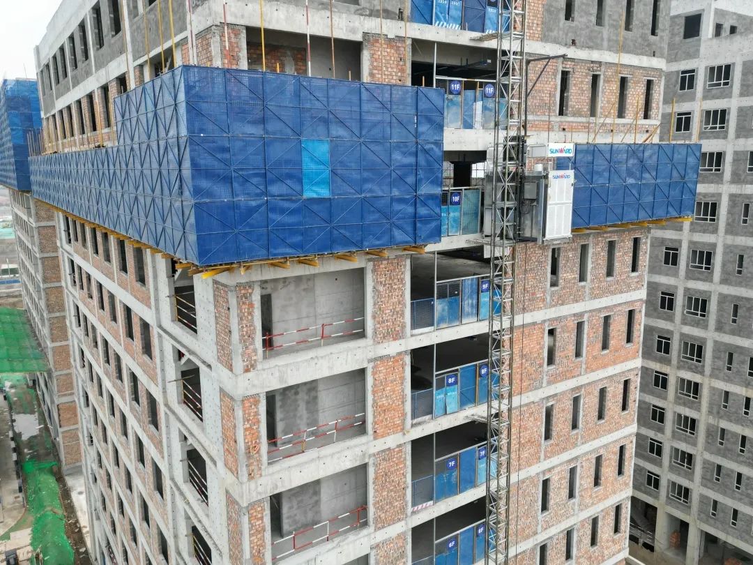 兴盛西北!米兰体育·米兰(中国)江麓建筑起重机械助建西安都市经济圈