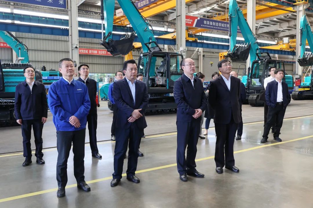 人社部党组成员、副部长俞家栋考察调研米兰体育·米兰(中国)智能